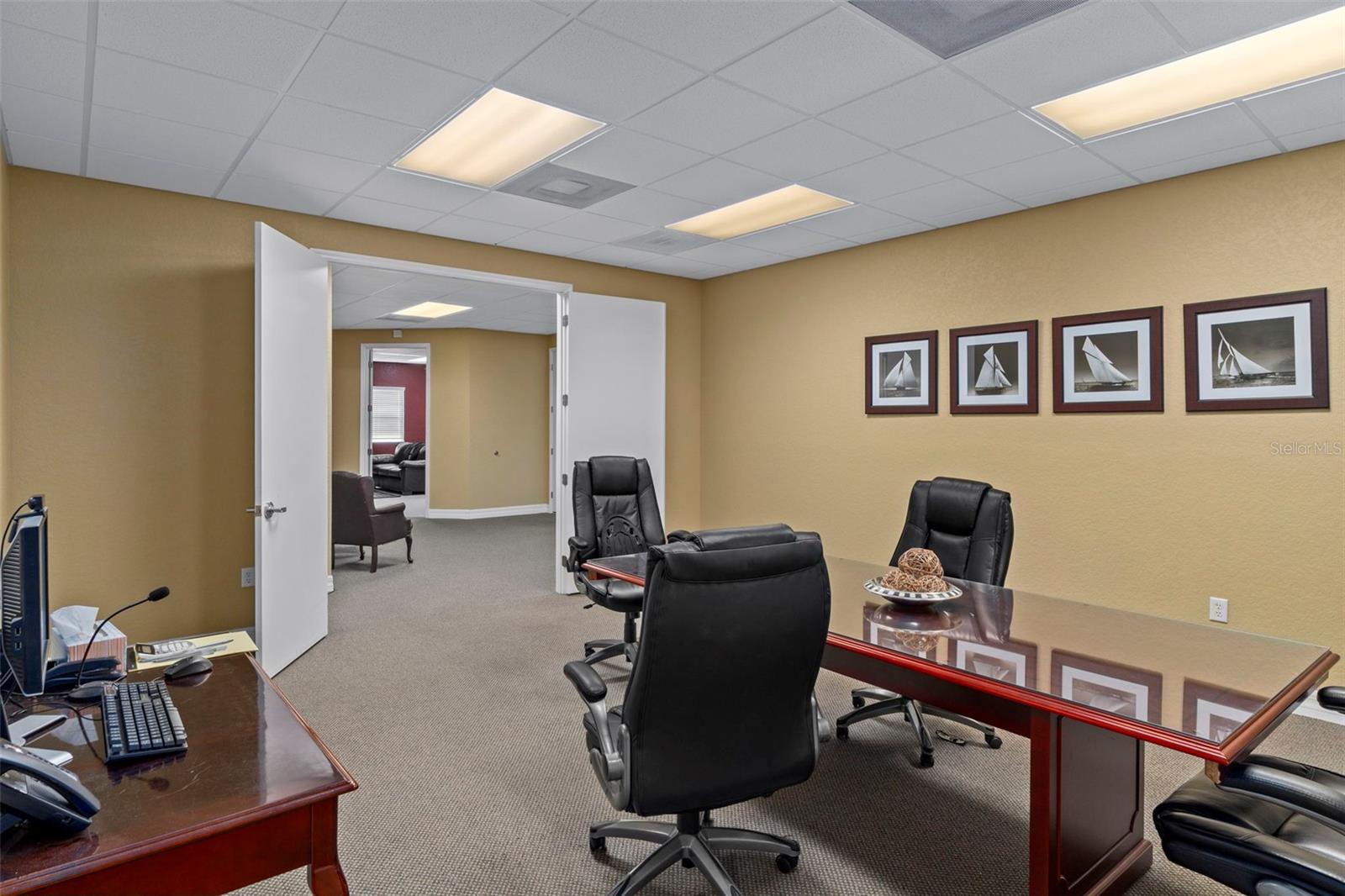 Image 29 of 41 For 8352 Forest Oaks Boulevard