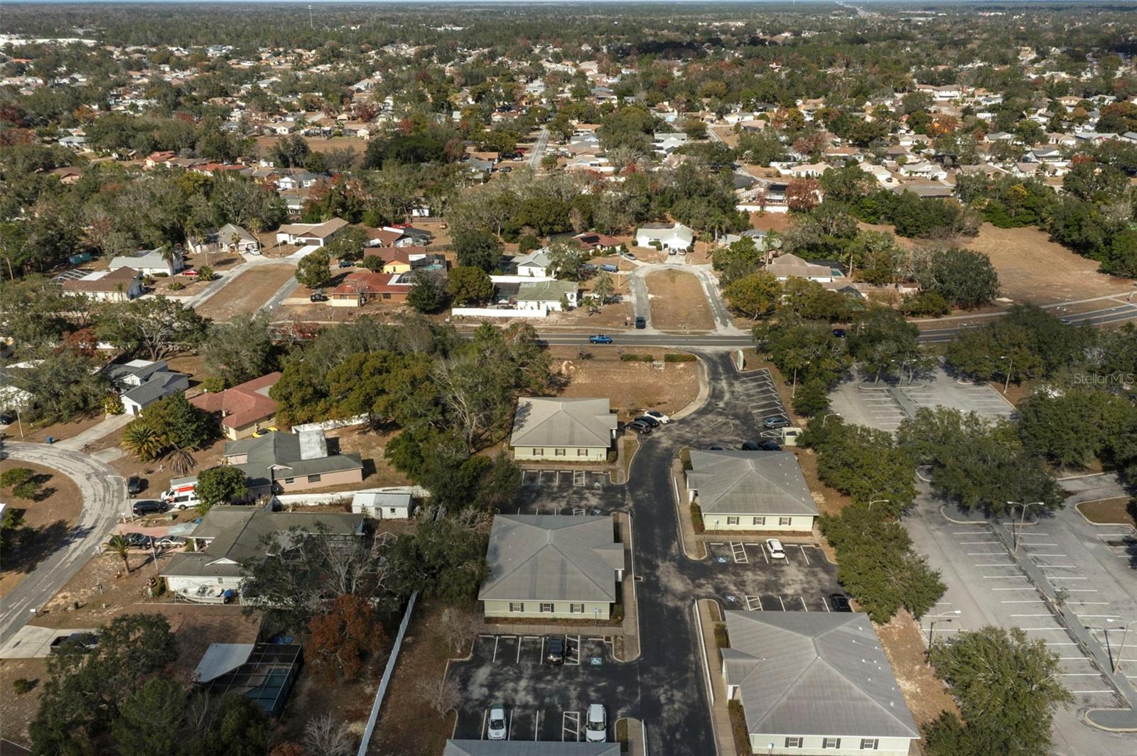 Image 38 of 41 For 8352 Forest Oaks Boulevard