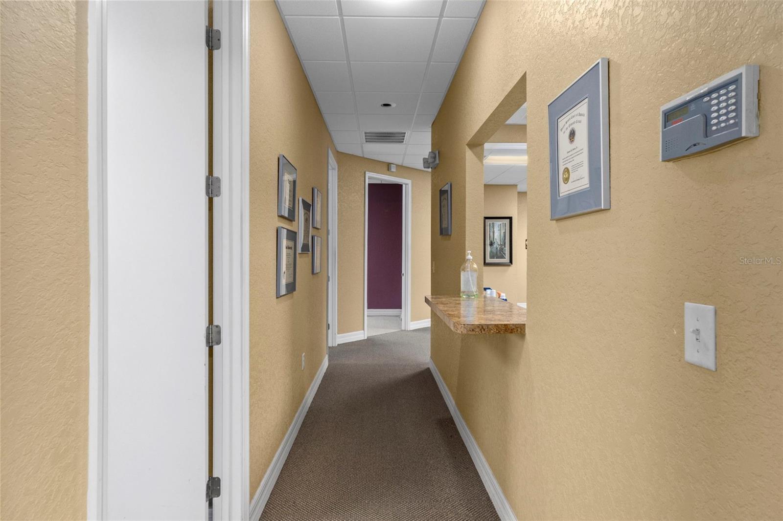 Image 9 of 41 For 8352 Forest Oaks Boulevard