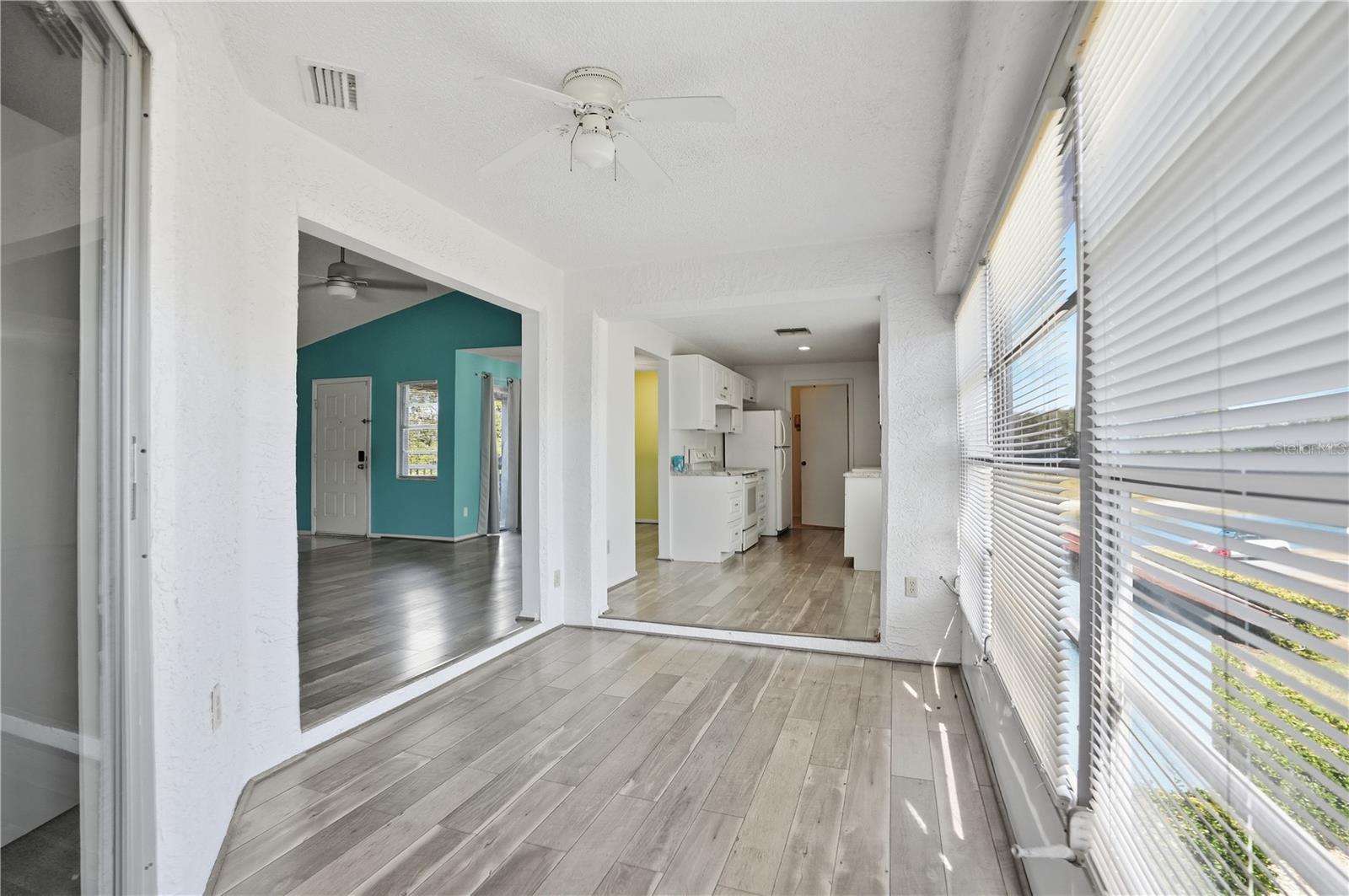 Image 10 of 33 For 7744 St Andrews Boulevard 1