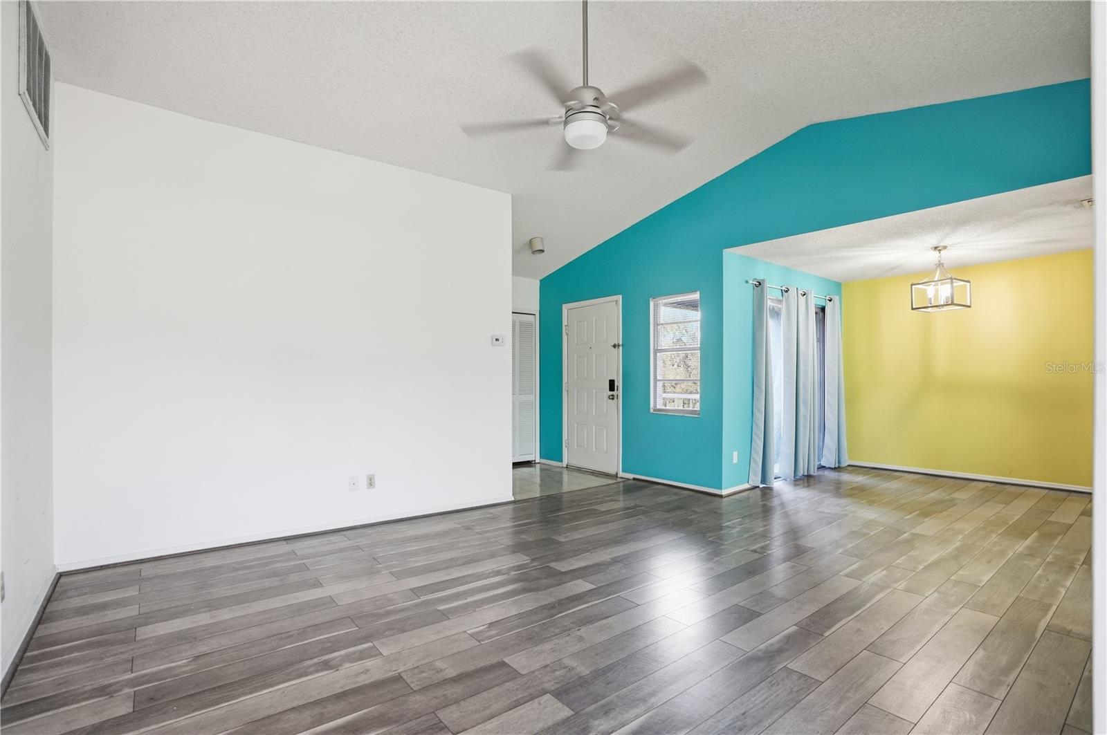 Image 11 of 33 For 7744 St Andrews Boulevard 1