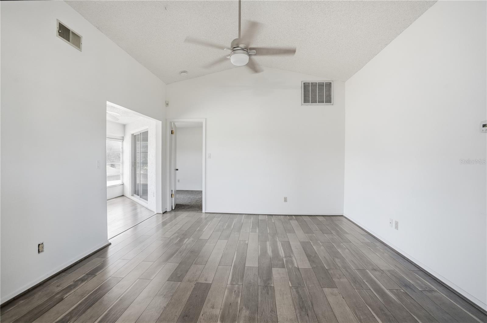 Image 13 of 33 For 7744 St Andrews Boulevard 1