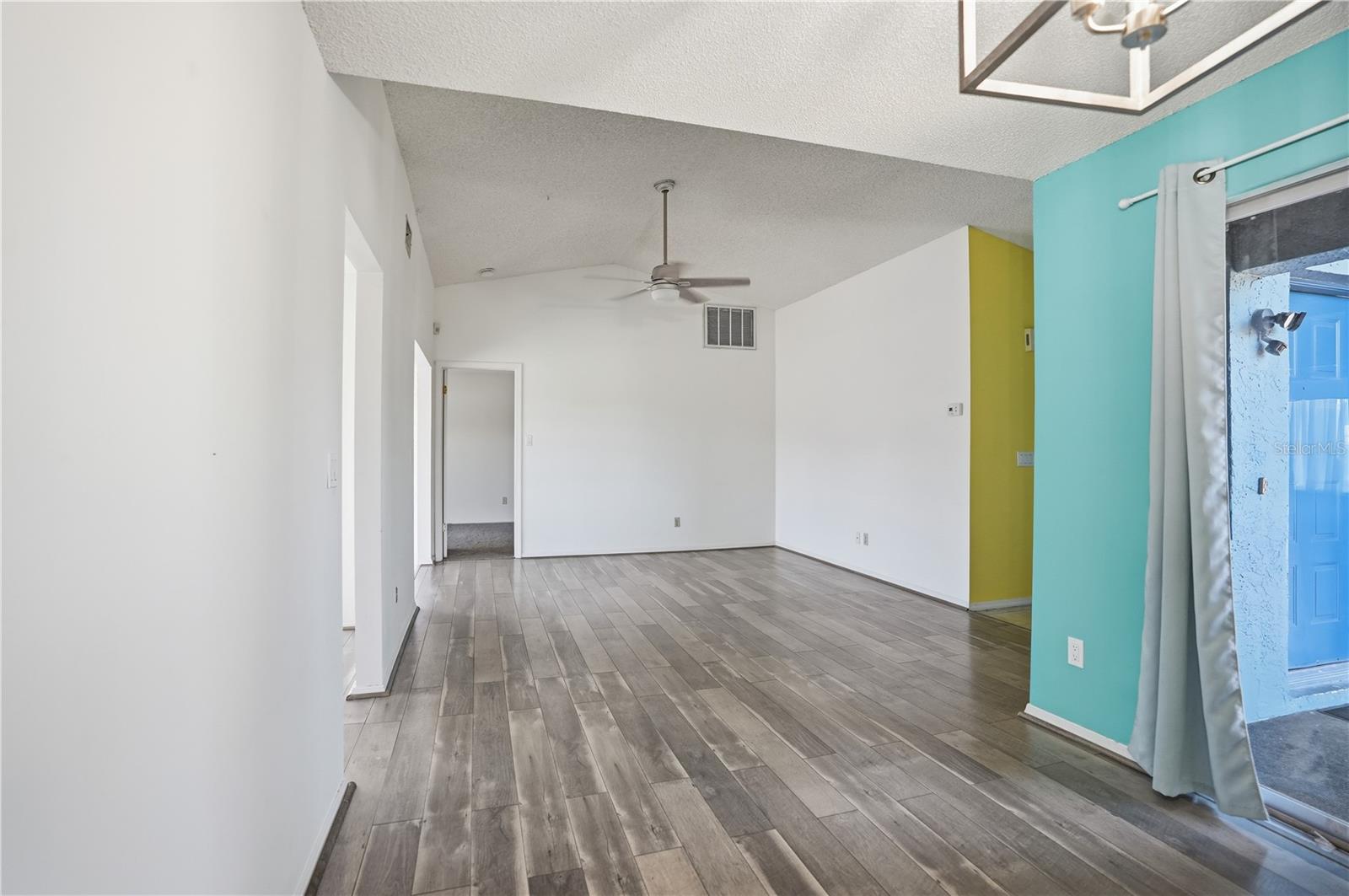 Image 4 of 33 For 7744 St Andrews Boulevard 1