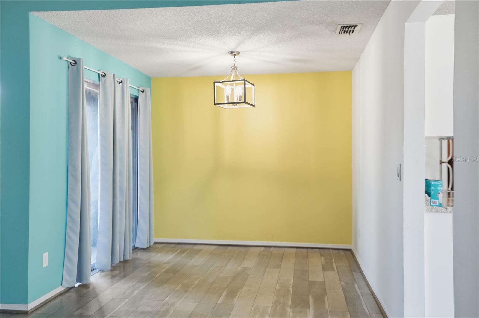 Image 8 of 33 For 7744 St Andrews Boulevard 1