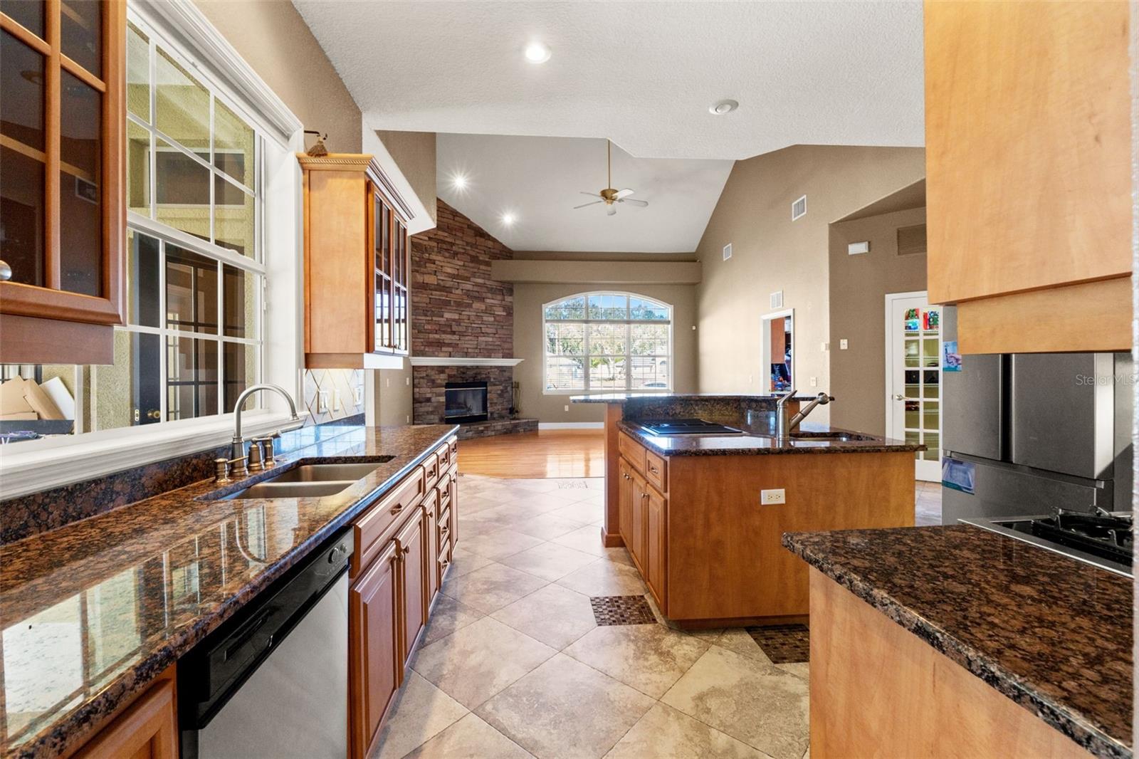 Image 10 of 56 For 421 Nessler Way