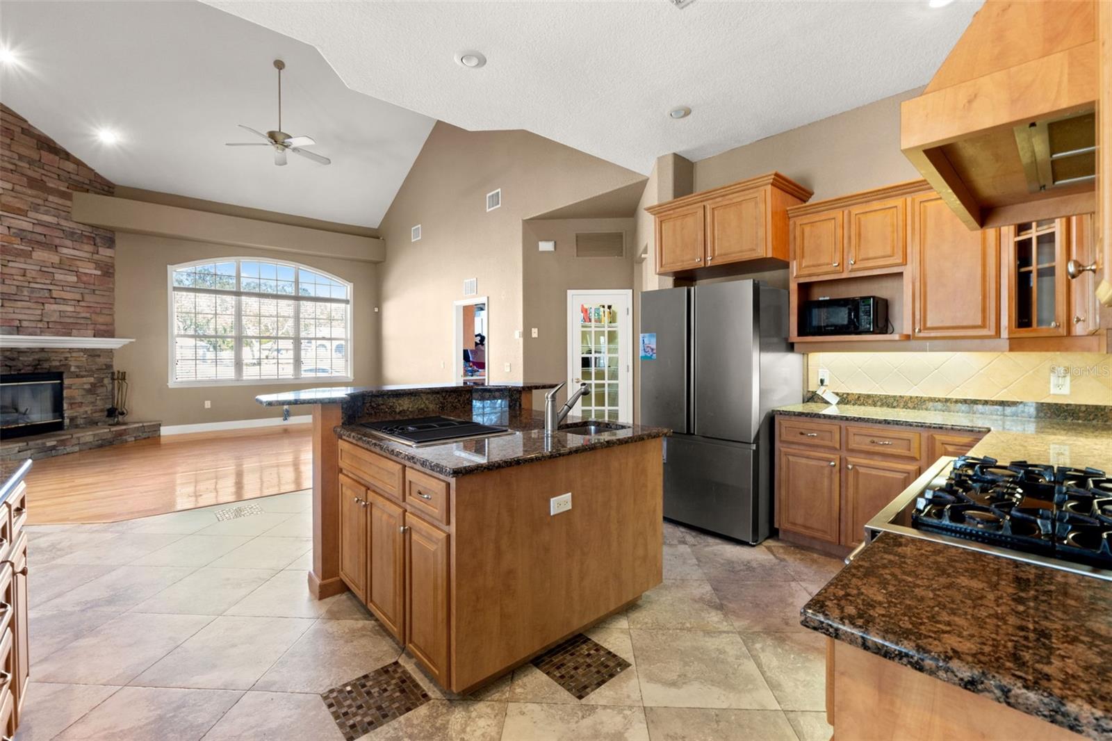 Image 16 of 56 For 421 Nessler Way