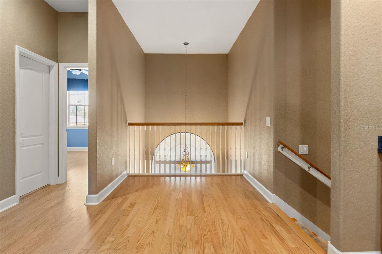 Image 48 of 56 For 421 Nessler Way