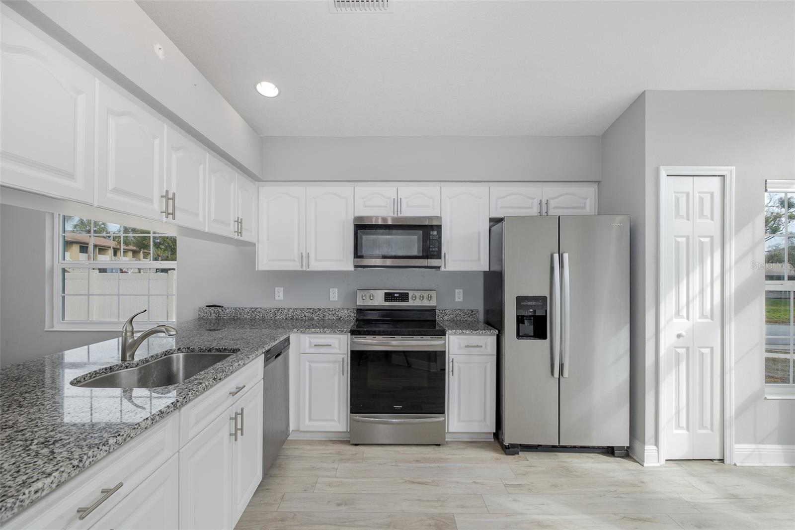 Image 6 of 25 For 6823 Crossbow Lane