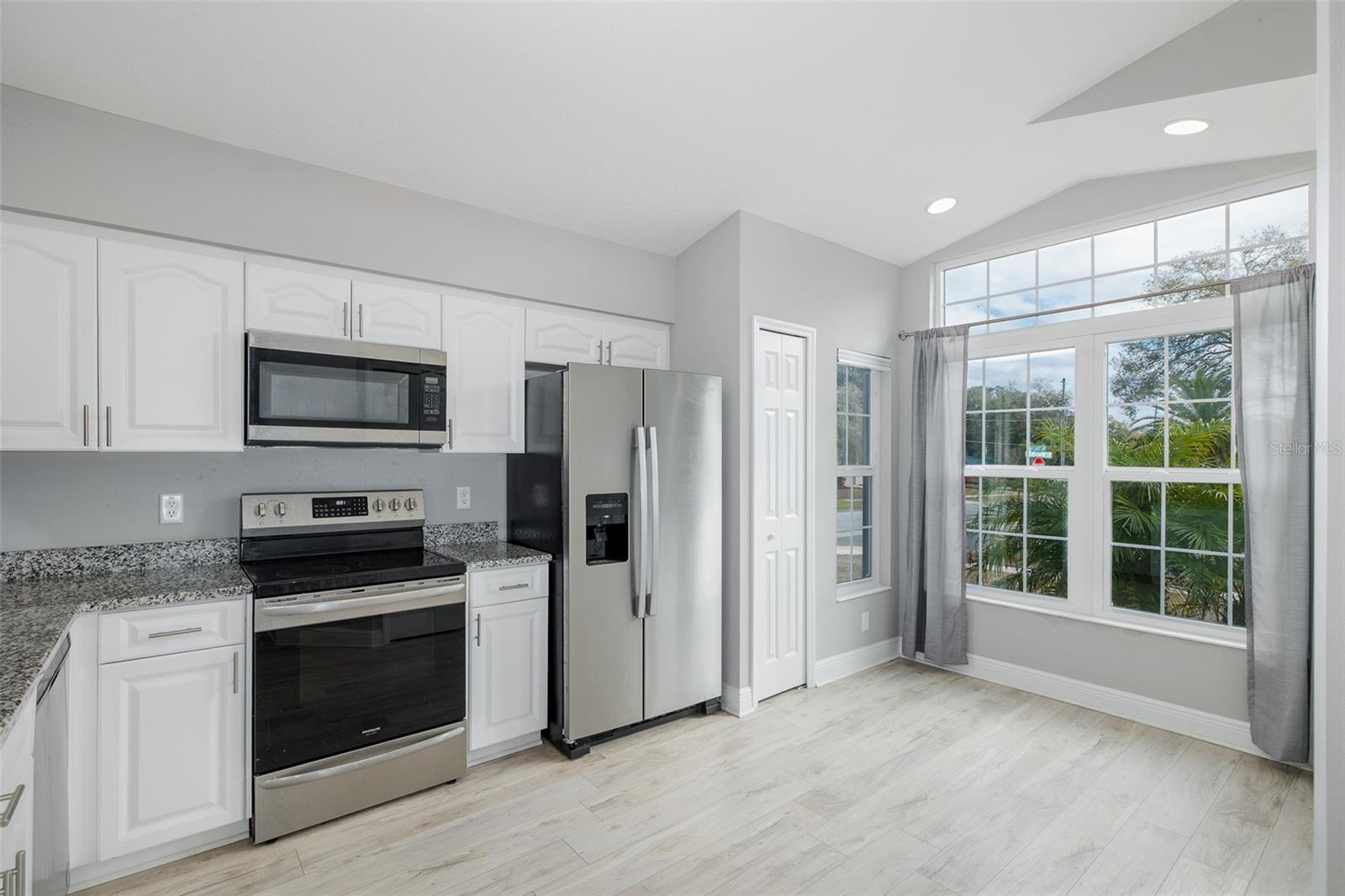 Image 7 of 25 For 6823 Crossbow Lane