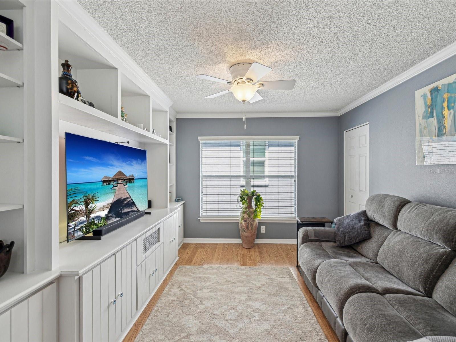 Image 29 of 66 For 11342 Hollander Avenue