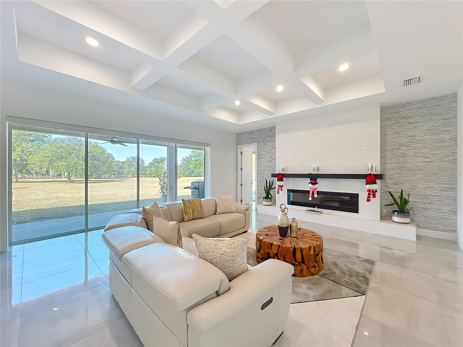 Image 24 of 85 For 540 165th Court Road