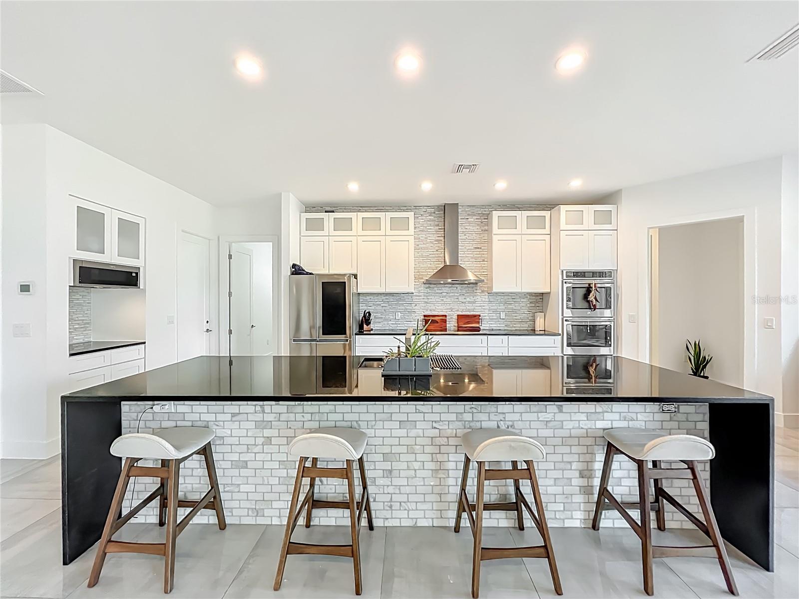 Image 33 of 85 For 540 165th Court Road