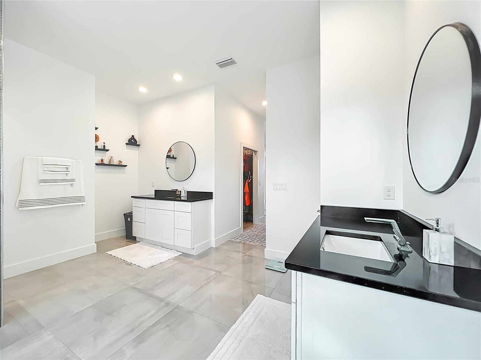 Image 41 of 85 For 540 165th Court Road