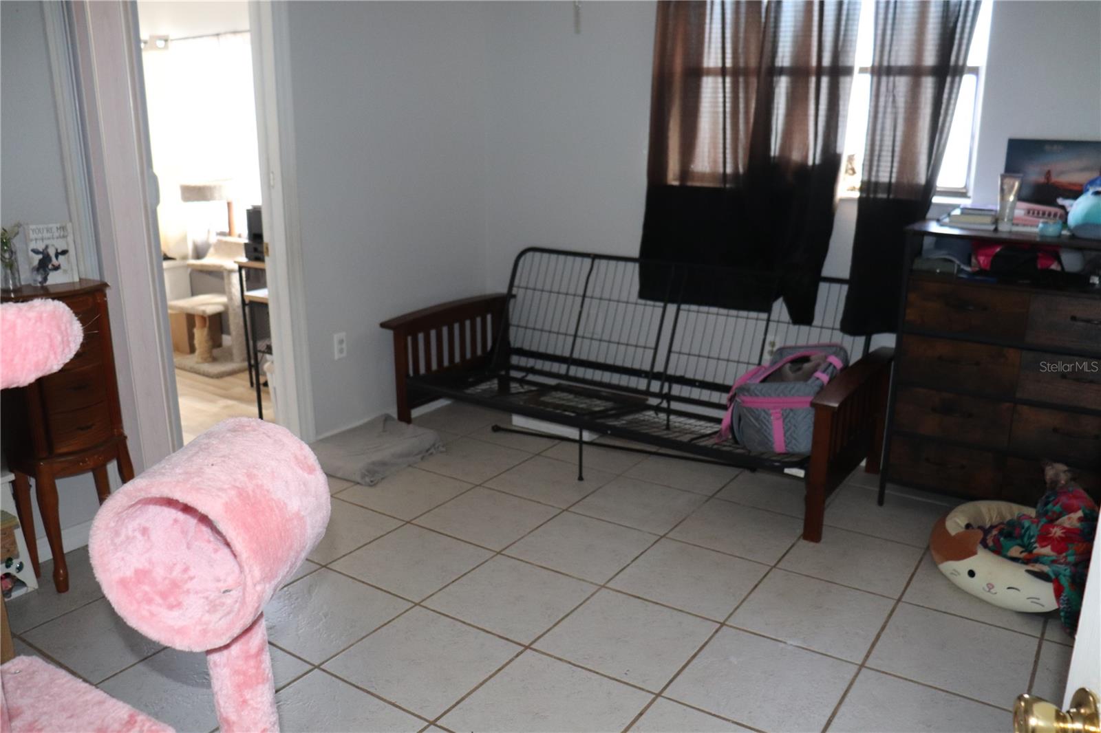 Listing photo id 18 for 12387 Seagate Street