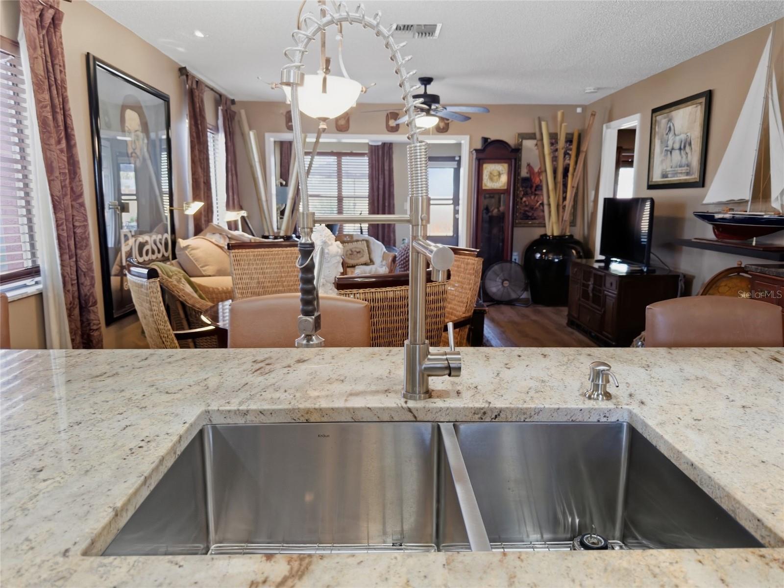 Image 11 of 49 For 7325 Greystone Drive