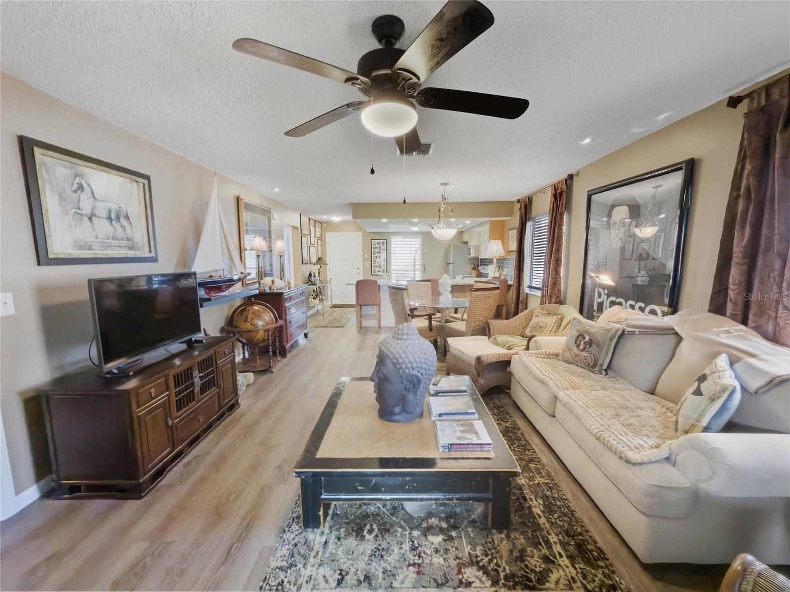 Image 17 of 49 For 7325 Greystone Drive