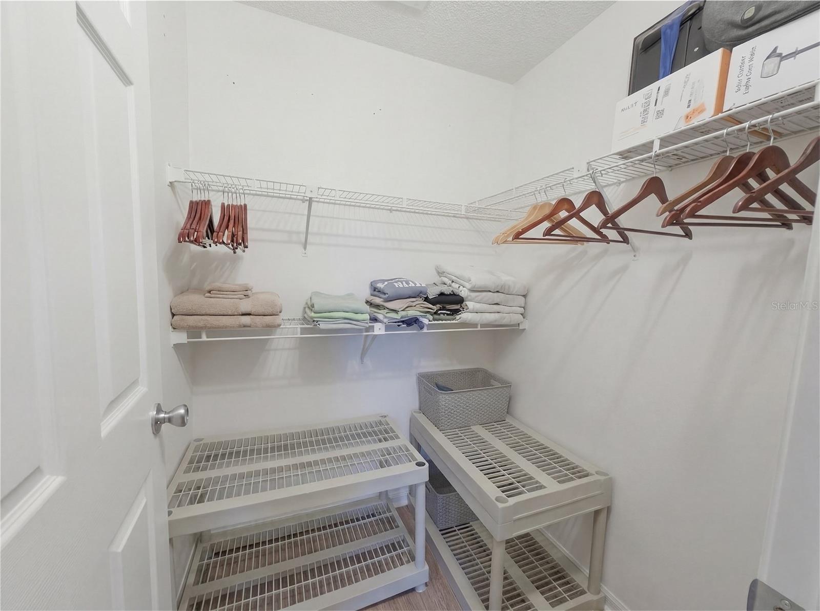 Image 21 of 49 For 7325 Greystone Drive