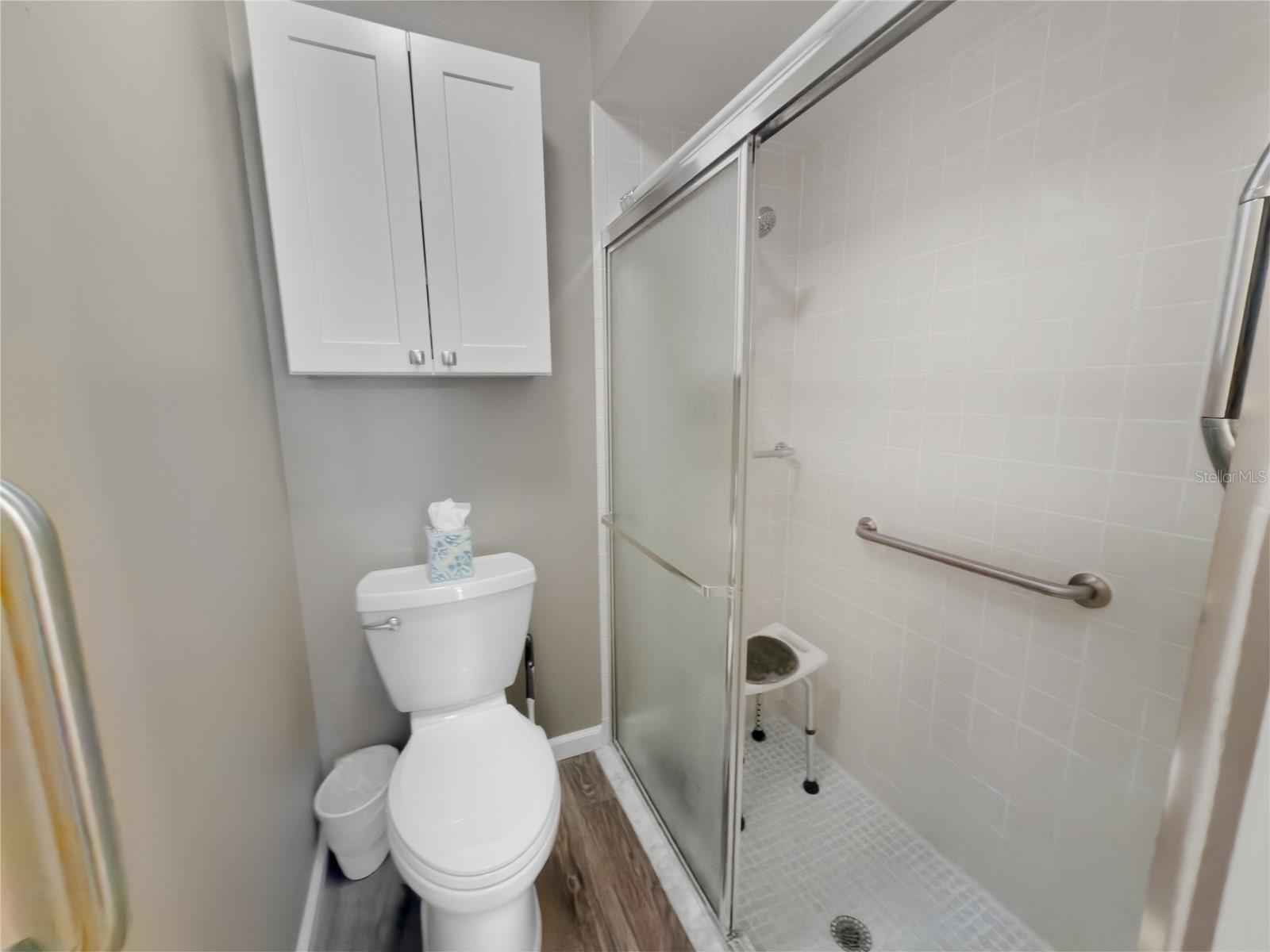 Image 23 of 49 For 7325 Greystone Drive