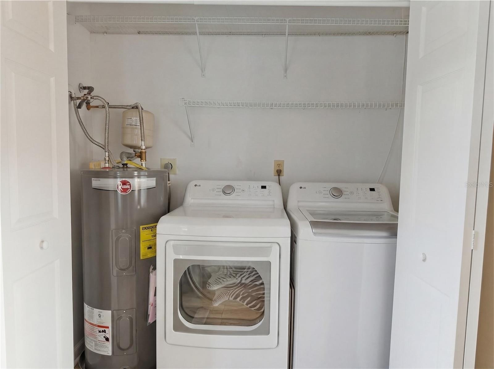 Image 34 of 49 For 7325 Greystone Drive