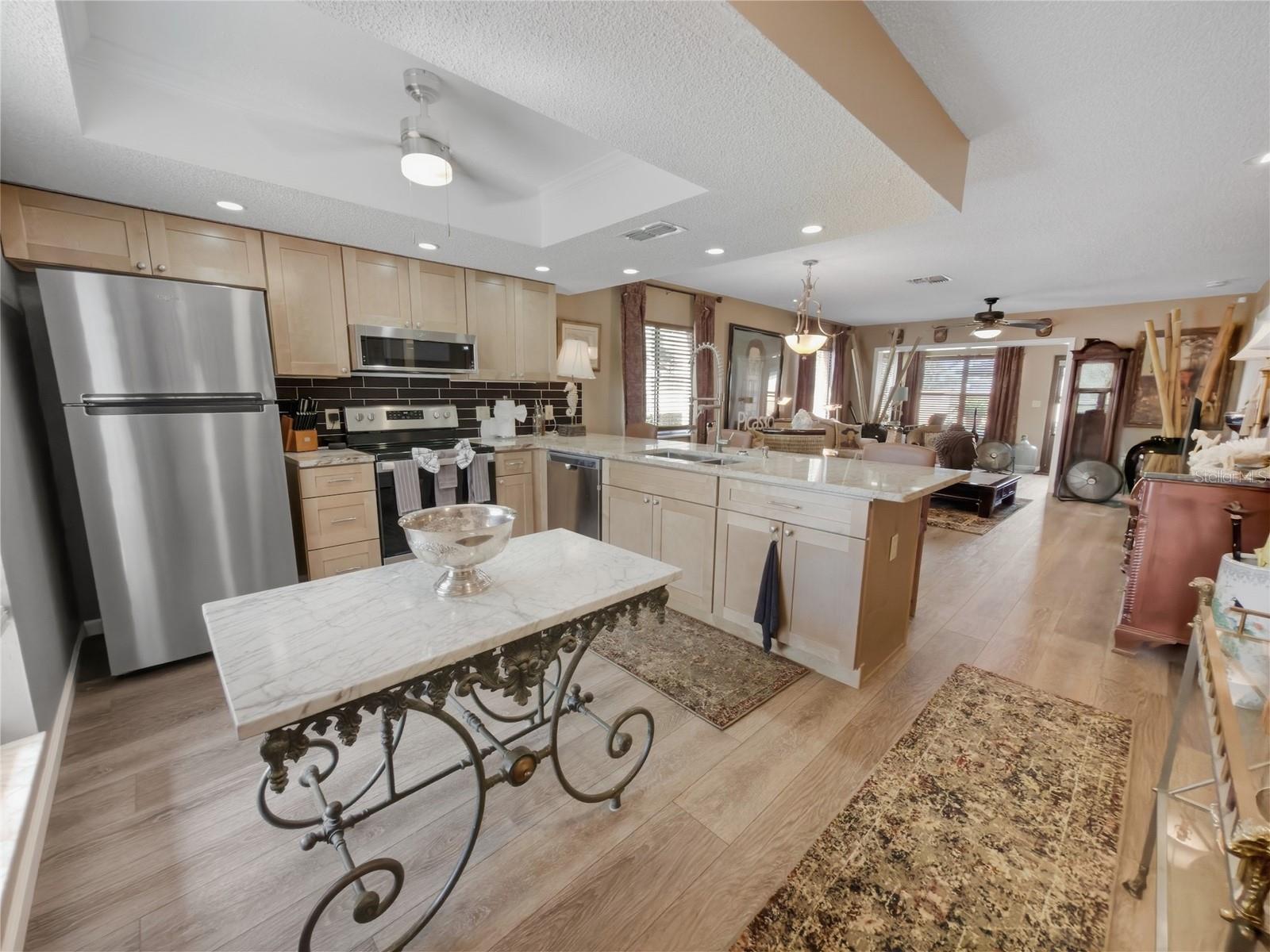 Image 7 of 49 For 7325 Greystone Drive