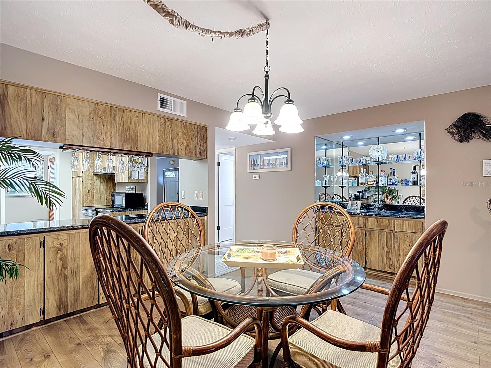 Image 18 of 65 For 7623 Radcliffe Circle 101a