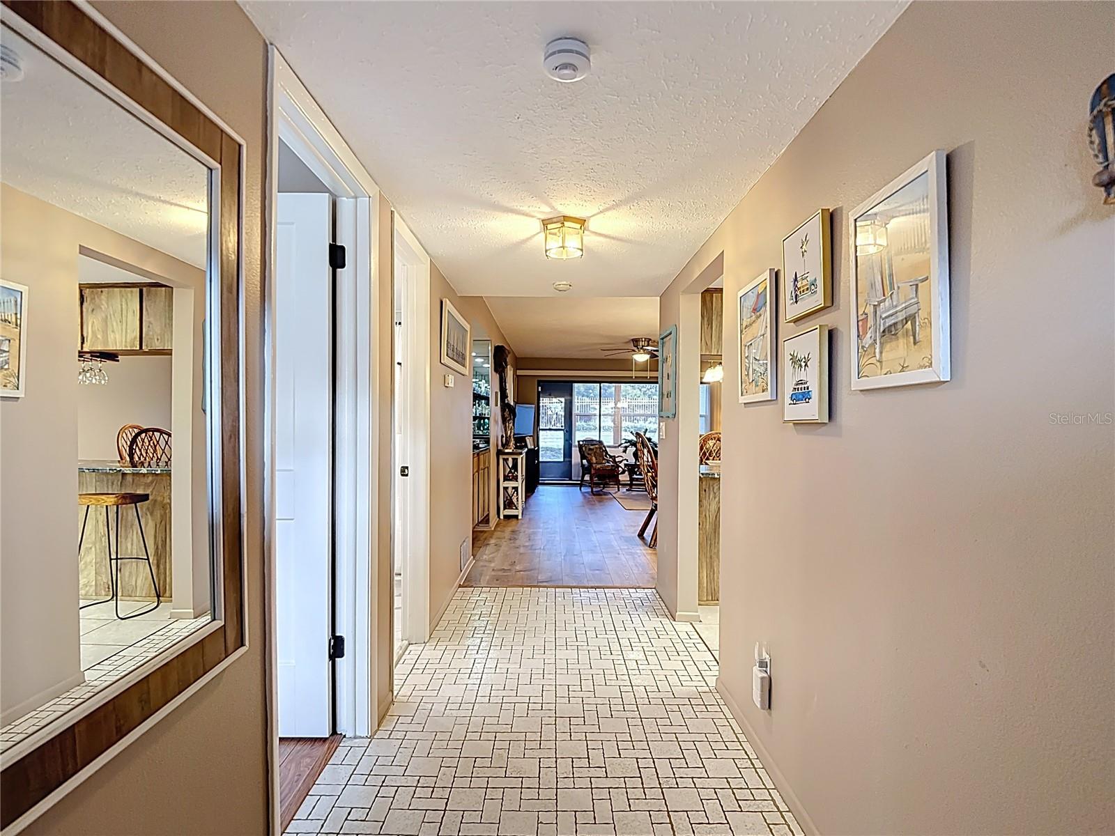 Image 7 of 65 For 7623 Radcliffe Circle 101a