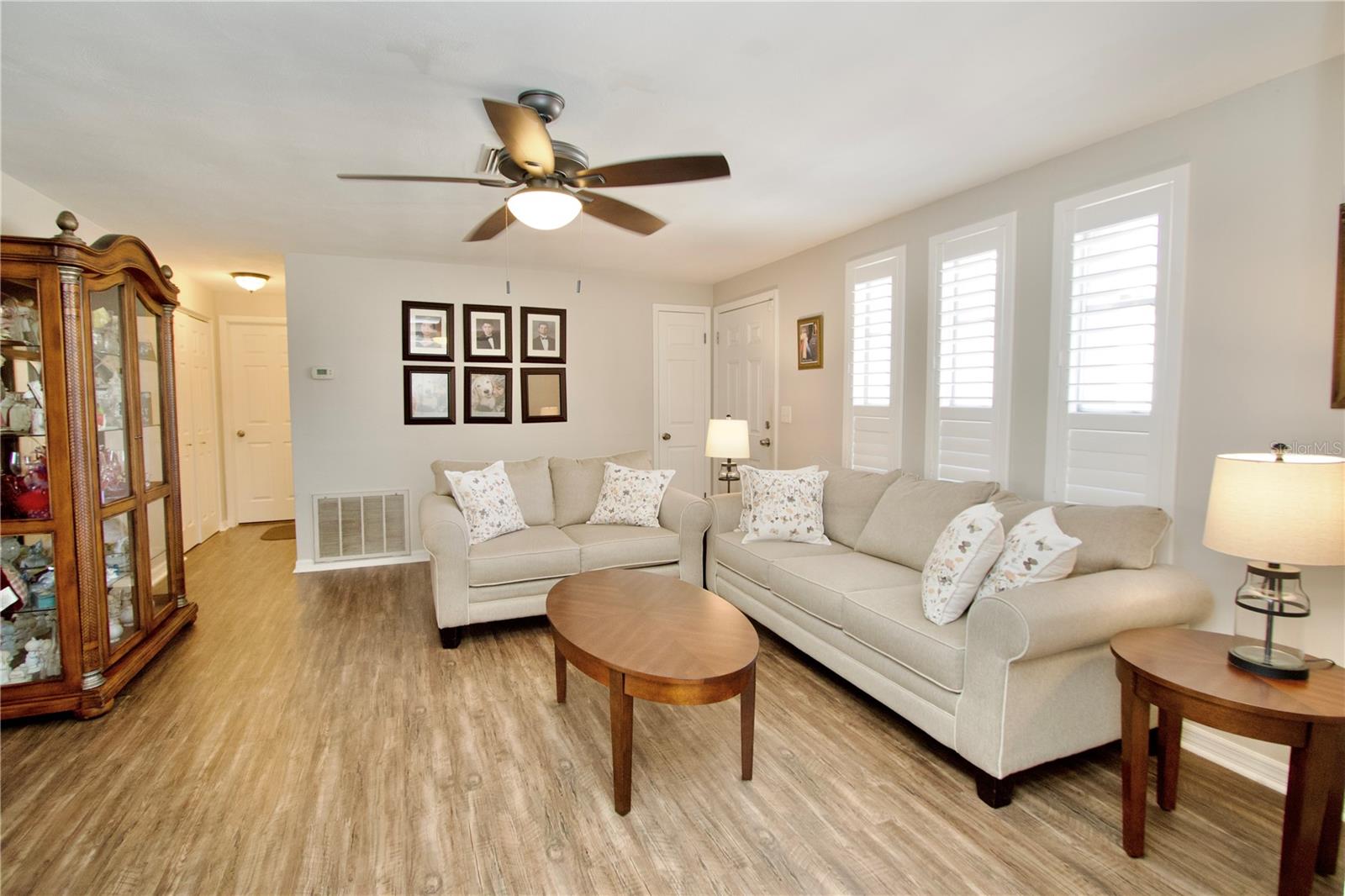 Image 10 of 21 For 4221 Tall Oak Lane