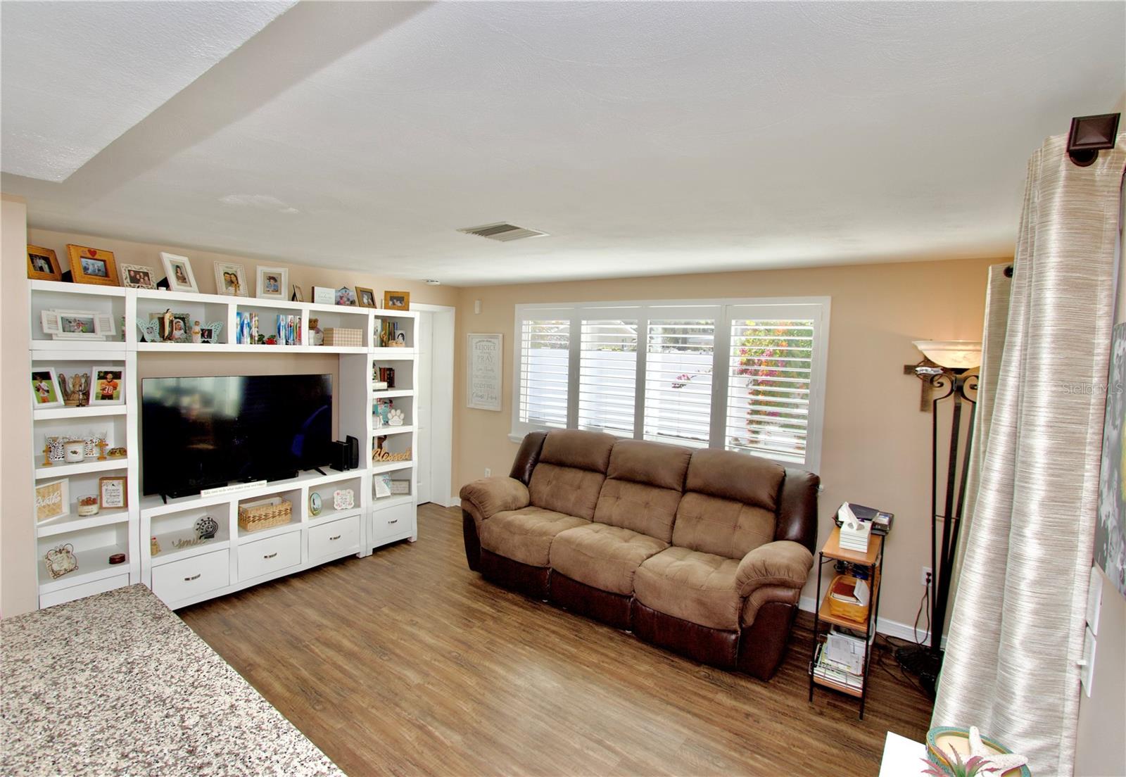 Image 11 of 21 For 4221 Tall Oak Lane