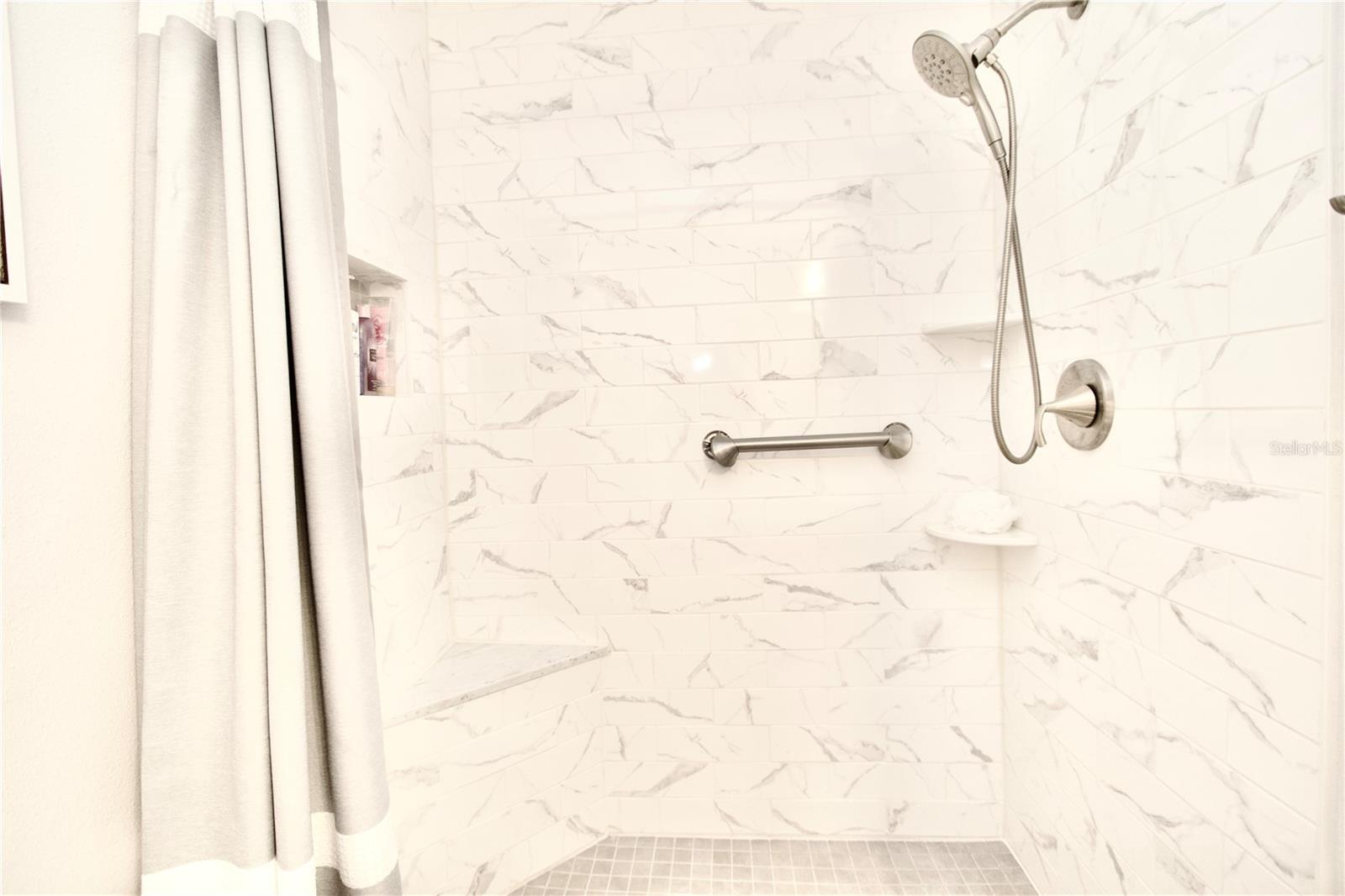 Image 14 of 21 For 4221 Tall Oak Lane