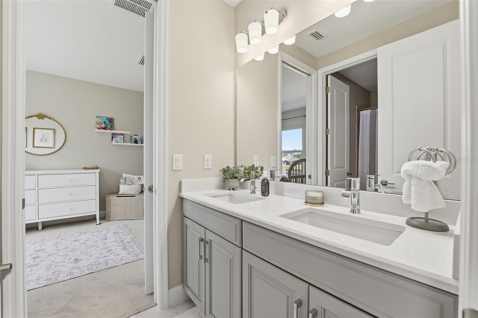 Image 24 of 39 For 33525 Mainstay Lane