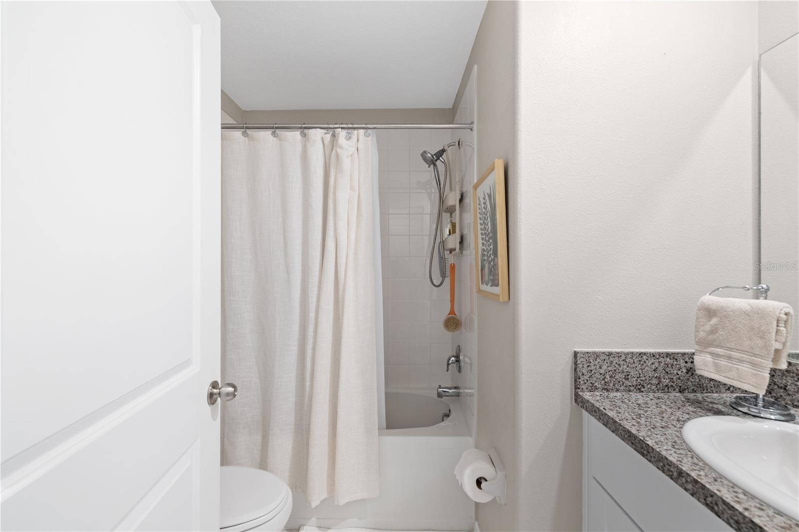 Image 22 of 44 For 14042 Weddington Terrace