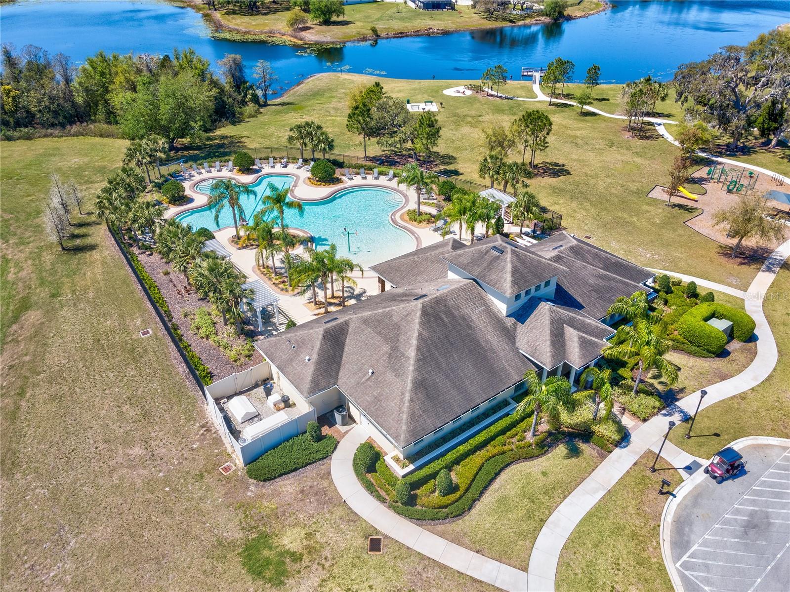 Image 38 of 44 For 14042 Weddington Terrace