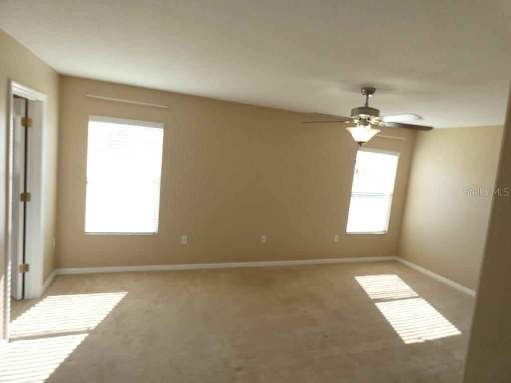 Image 11 of 33 For 19726 Timberbluff Drive