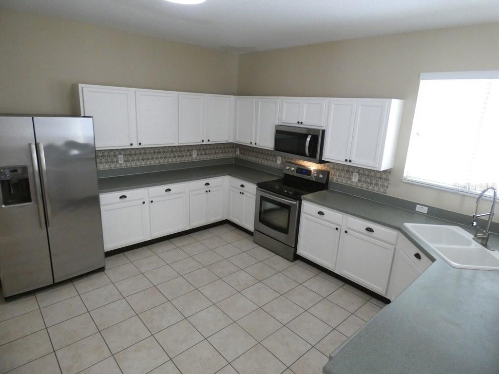 Image 2 of 33 For 19726 Timberbluff Drive