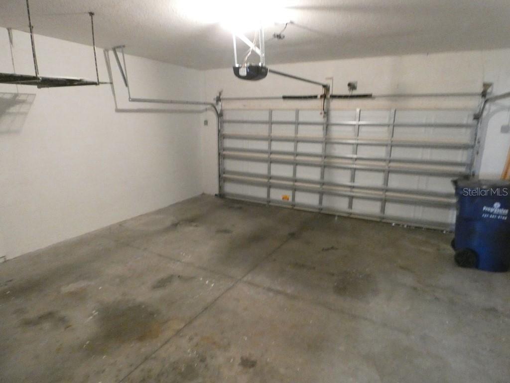 Image 23 of 33 For 19726 Timberbluff Drive