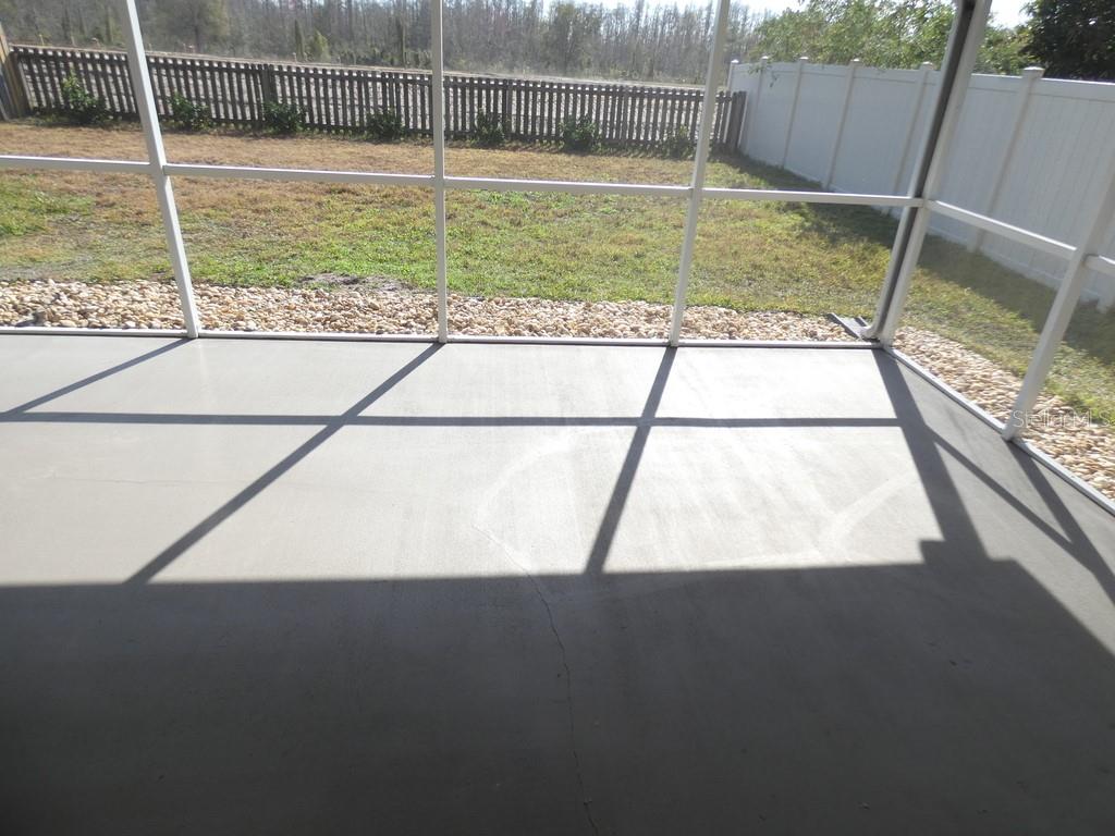 Image 27 of 33 For 19726 Timberbluff Drive