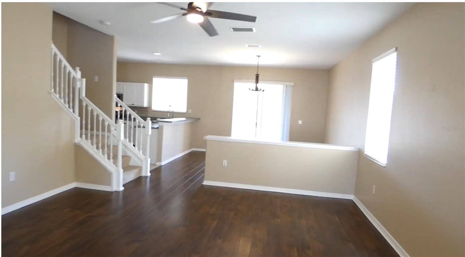 Image 3 of 33 For 19726 Timberbluff Drive