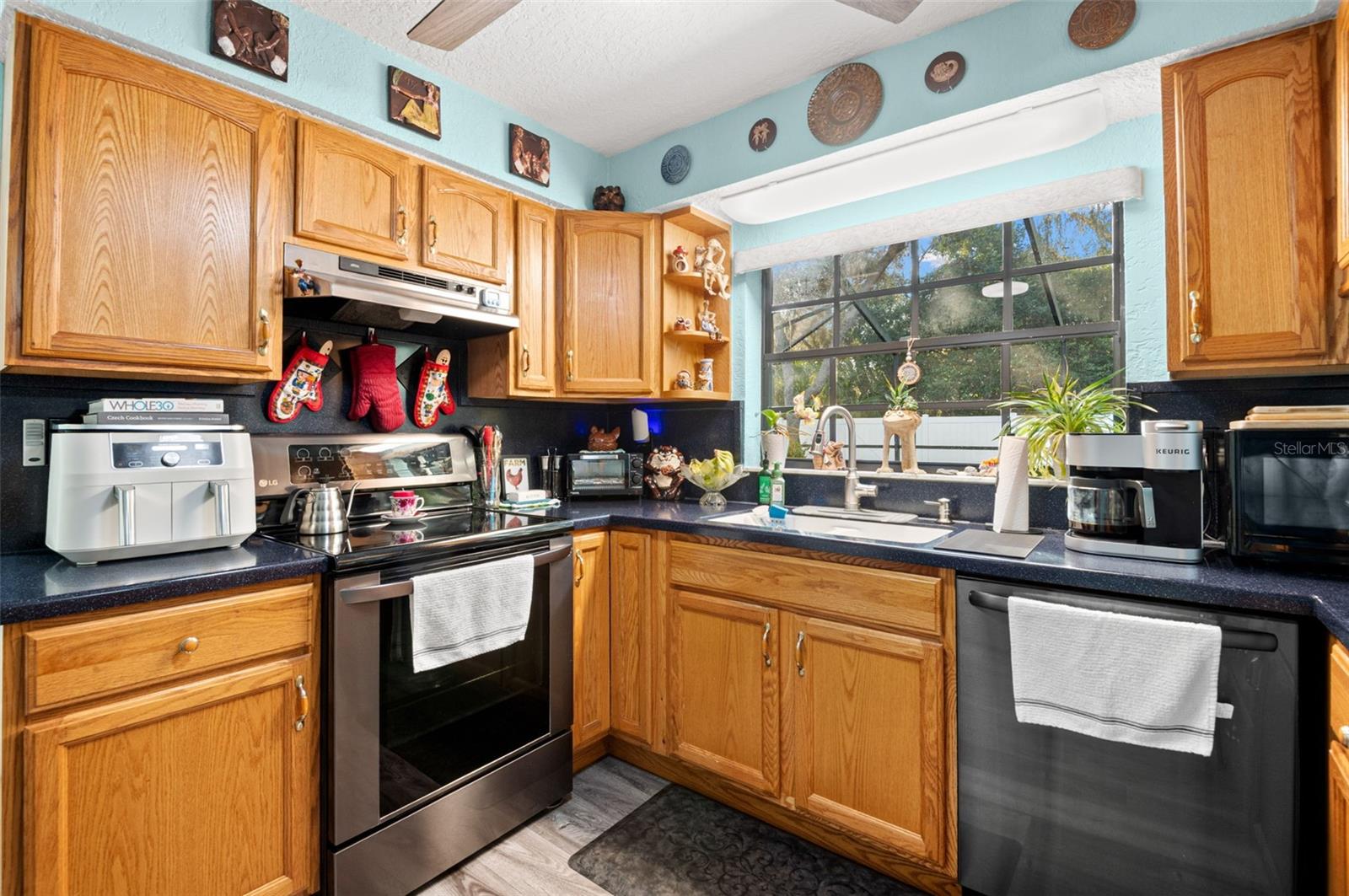 Image 12 of 34 For 12005 Wren Court