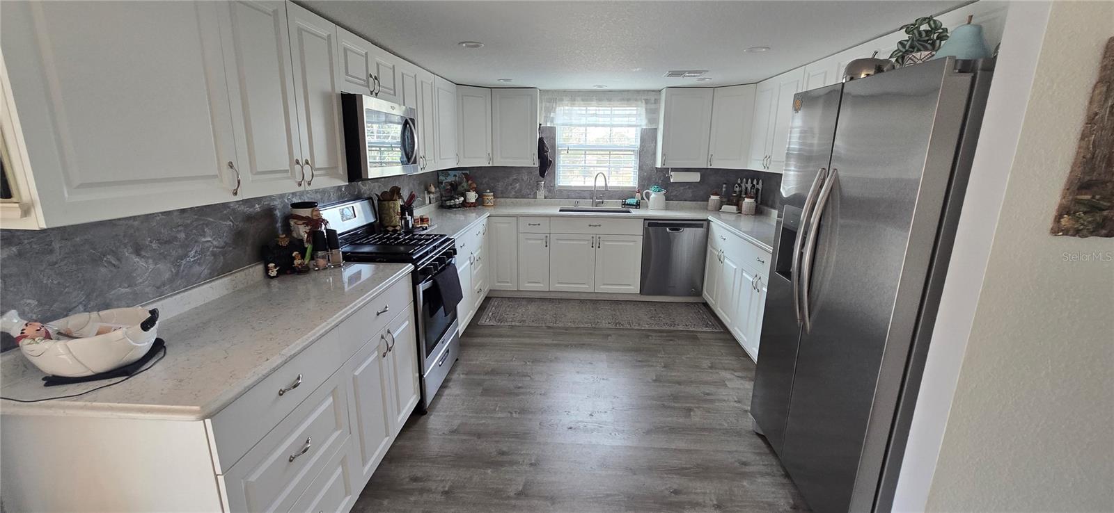 Image 10 of 42 For 20406 Peachtree Lane