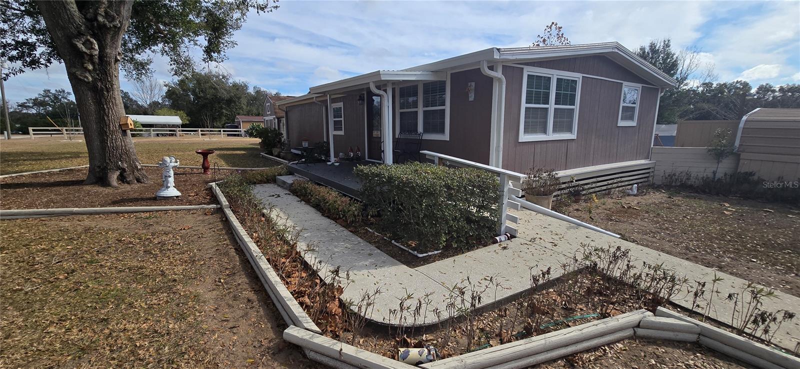 Image 2 of 42 For 20406 Peachtree Lane