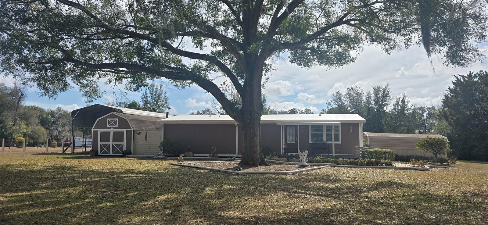 Image 3 of 42 For 20406 Peachtree Lane