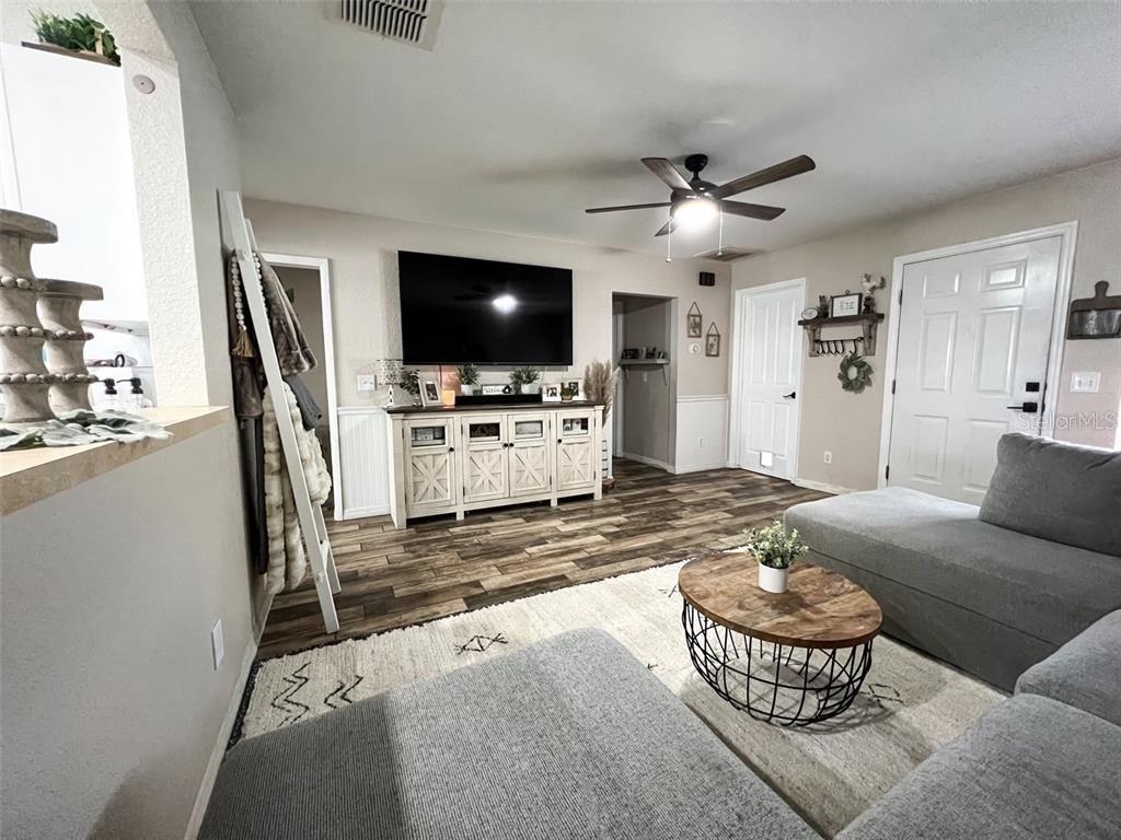 Image 36 of 67 For 2129 Pine Cone Avenue