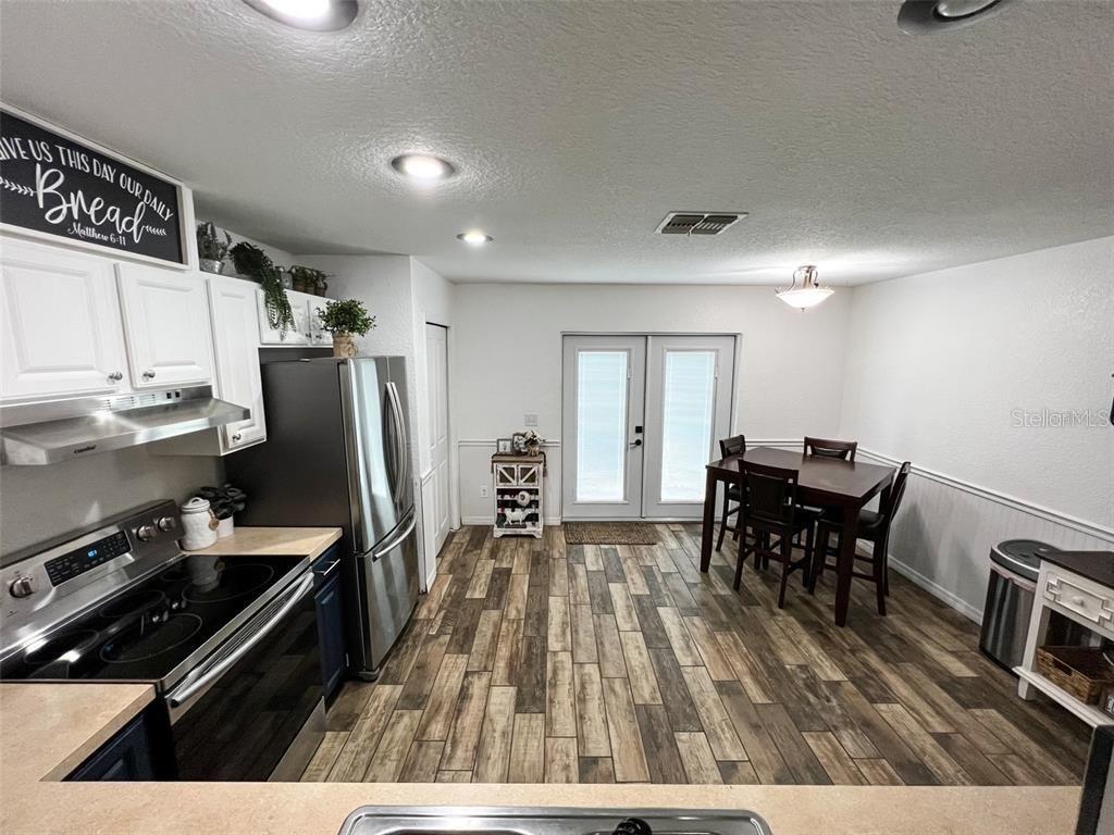 Image 38 of 67 For 2129 Pine Cone Avenue