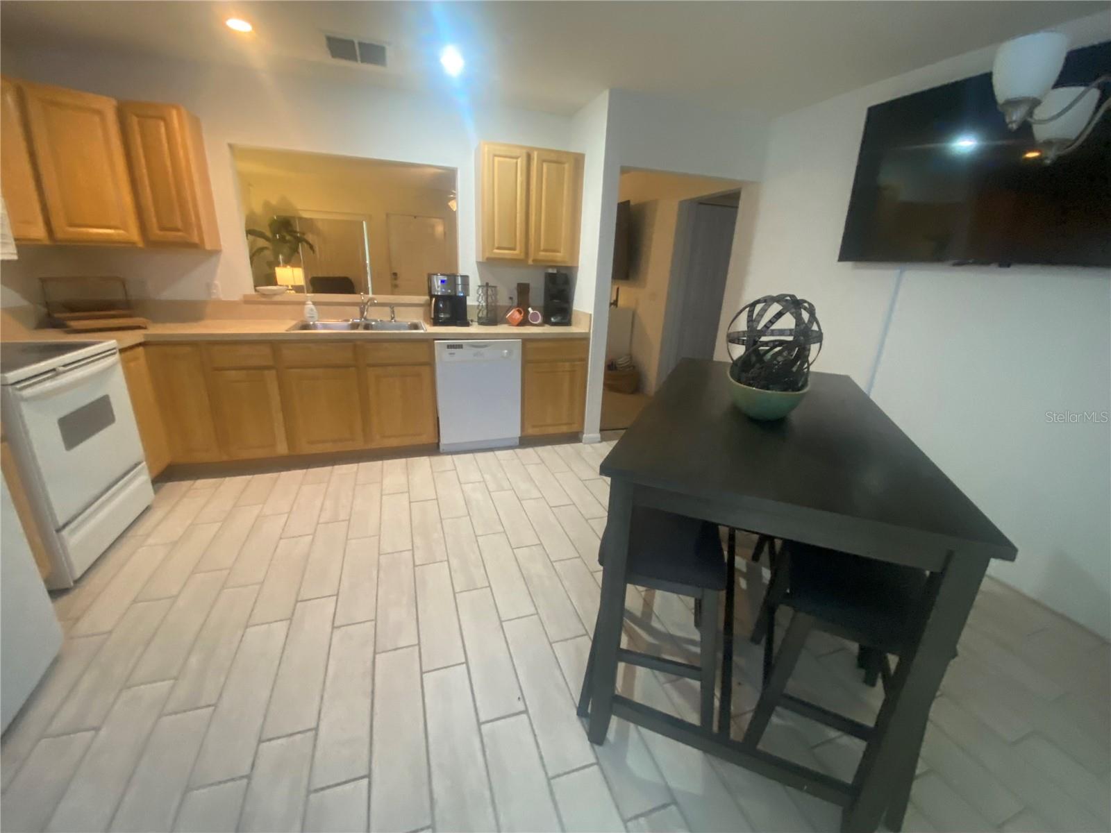 Image 56 of 67 For 2129 Pine Cone Avenue