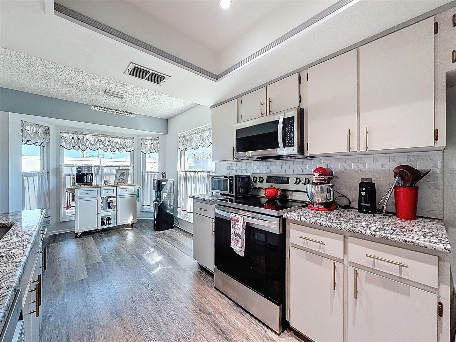 Image 15 of 41 For 10654 Fallen Leaf Lane