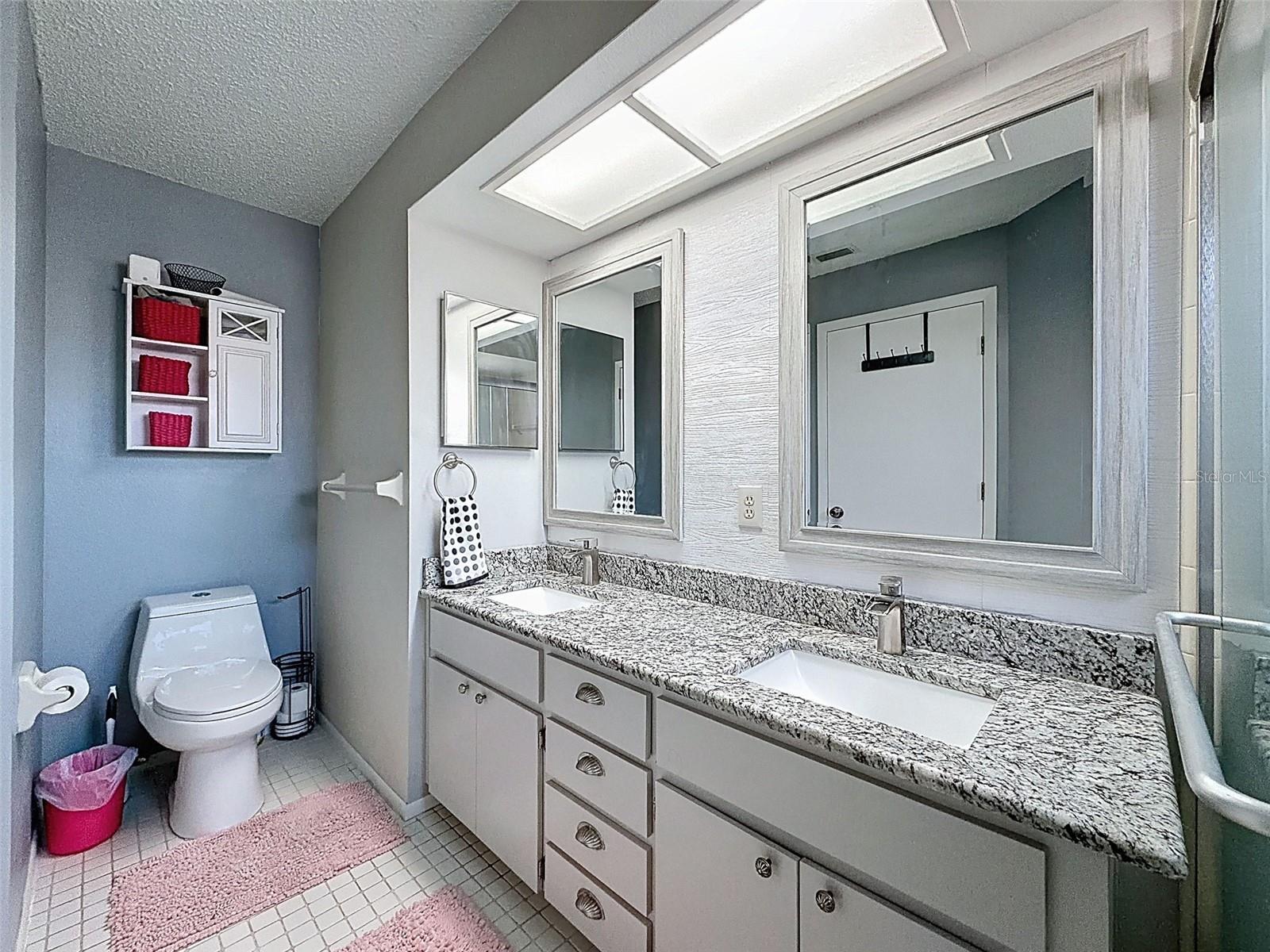 Image 24 of 41 For 10654 Fallen Leaf Lane