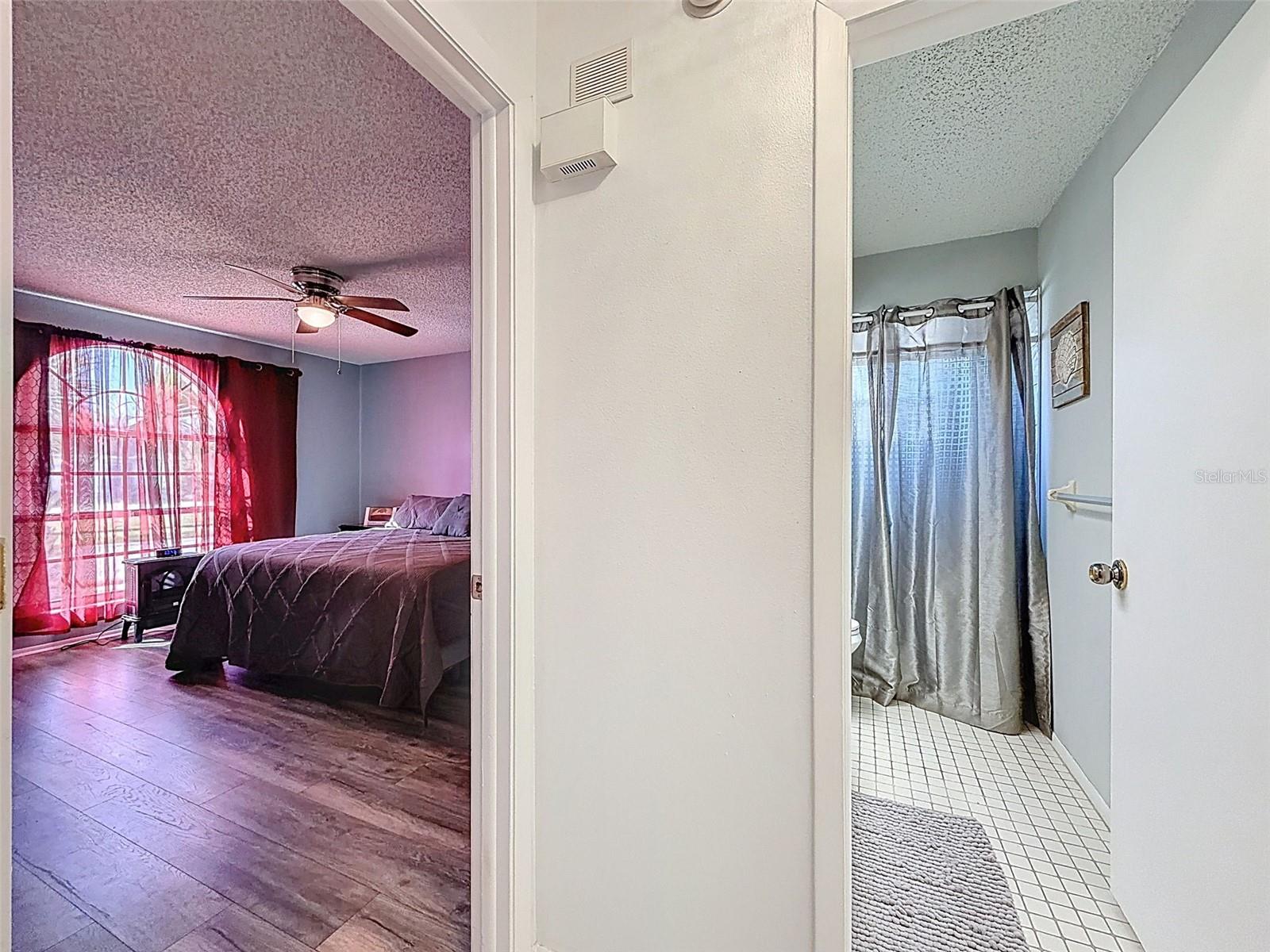 Image 26 of 41 For 10654 Fallen Leaf Lane