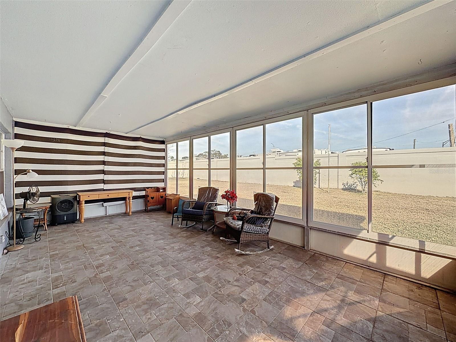 Image 32 of 41 For 10654 Fallen Leaf Lane