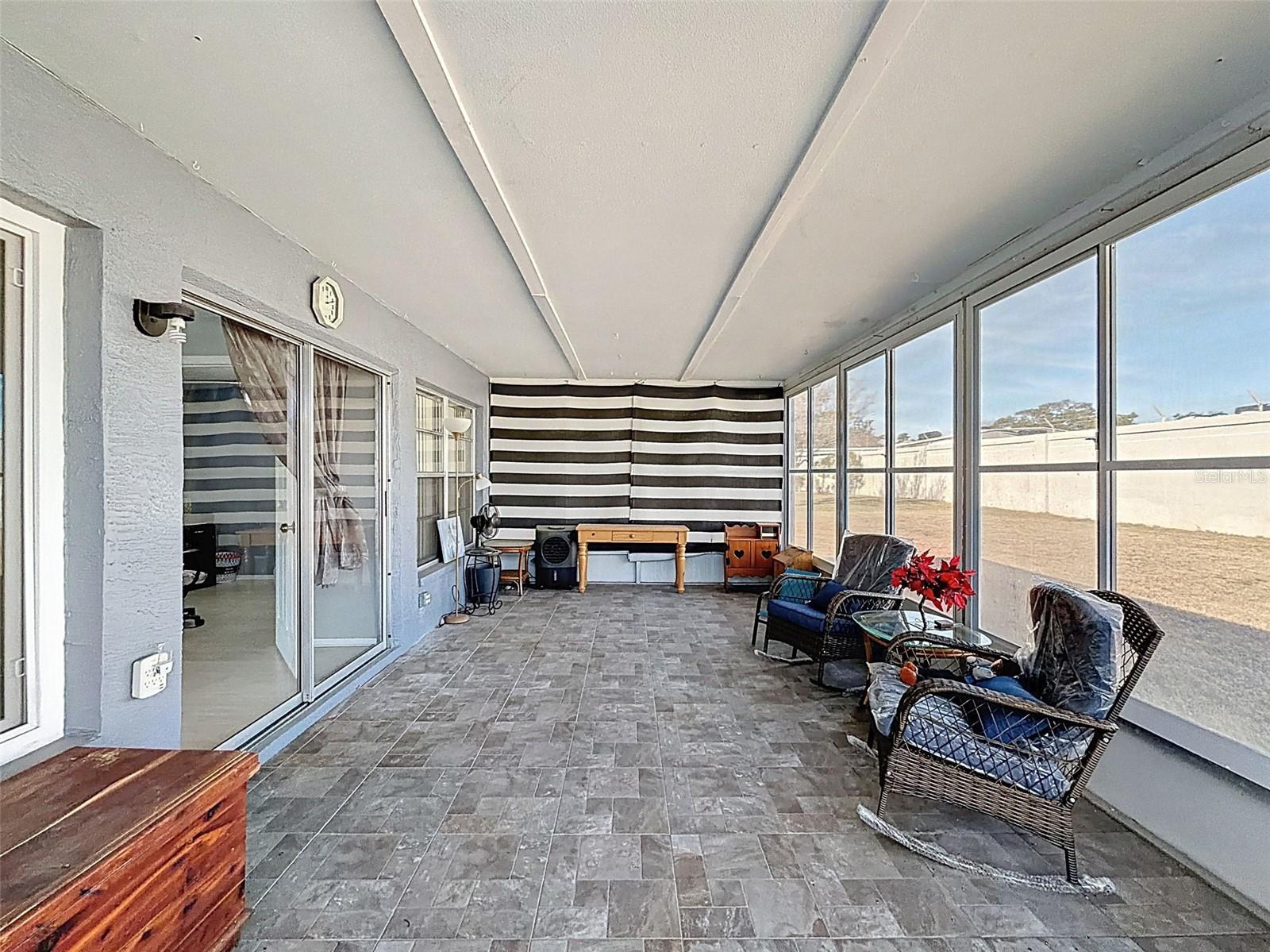 Image 33 of 41 For 10654 Fallen Leaf Lane