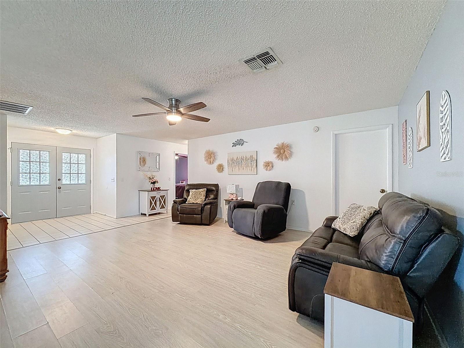 Image 8 of 41 For 10654 Fallen Leaf Lane